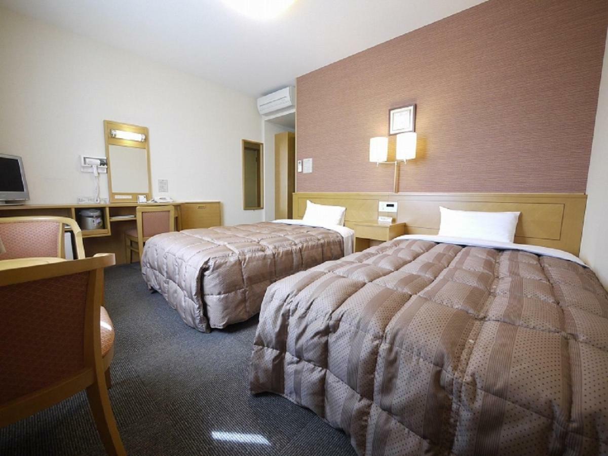 Hotel Route-Inn Wakamiya Inter Miyawaka Bagian luar foto